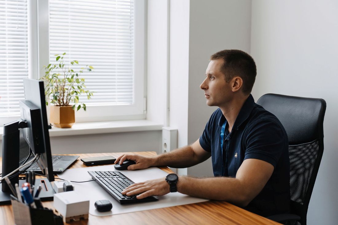 FLTechnics-From-Warehouse-Operator-to-Department-Head